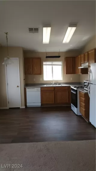 Photo #6: 2631161 Listing 