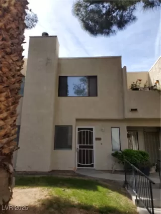 Photo #1: 2631191 Listing 