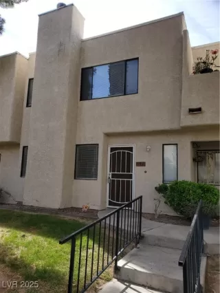 Photo #2: 2631191 Listing 