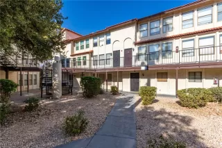 Photo #1: 2631213 Listing 