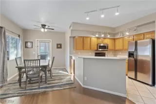 Photo #2: 2631305 Listing 