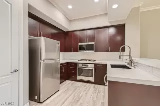 Photo #4: 2631307 Listing 