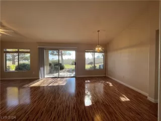 Photo #1: 2631367 Listing 