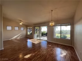 Photo #2: 2631367 Listing 