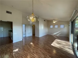 Photo #3: 2631367 Listing 