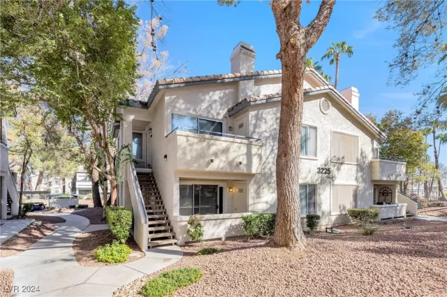 MLS: 2631388 Condo For Sale