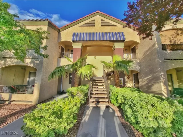 MLS: 2631394 Condo For Sale