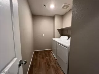 Photo #6: 2631397 Listing 