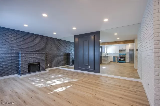 MLS: 2631401 Condo For Sale