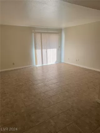 Photo #1: 2631403 Listing 