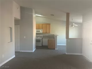 Photo #5: 2631404 Listing 