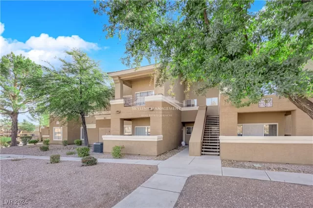 MLS: 2631411 Condo For Sale