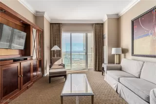 Photo #4: 2631489 Listing