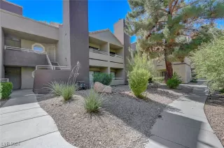 Photo #1: 2631539 Listing