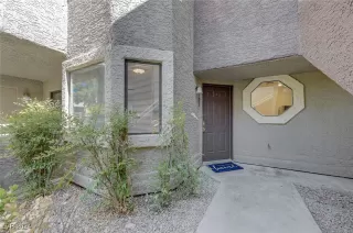 Photo #3: 2631539 Listing