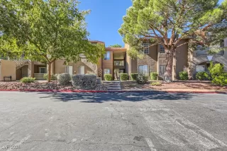 Photo #2: 2631578 Listing