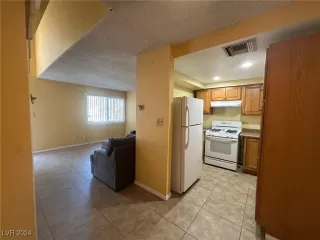 Photo #5: 2631608 Listing 