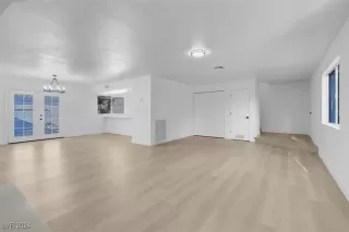 Photo #1: 2631610 Listing