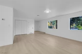 Photo #3: 2631610 Listing