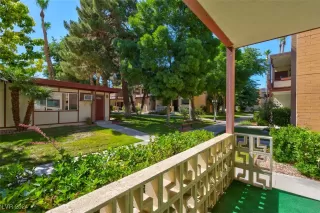 Photo #2: 2631676 Listing