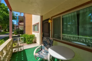 Photo #3: 2631676 Listing