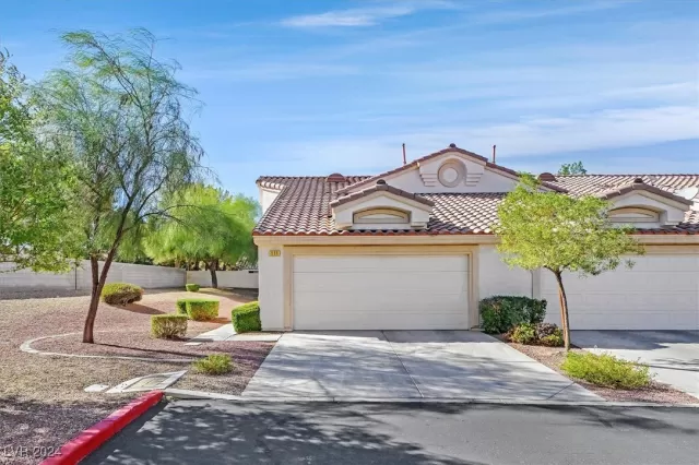 MLS: 2631678 Condo For Sale