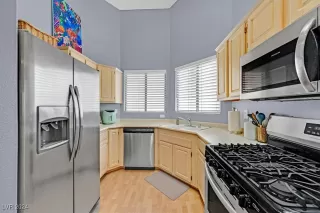 Photo #3: 2631678 Listing 