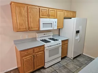 Photo #4: 2631702 Listing 