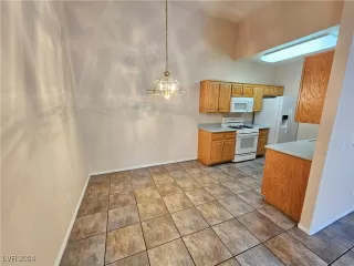 Photo #6: 2631702 Listing 
