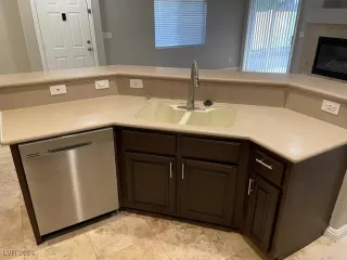Photo #4: 2631711 Listing 