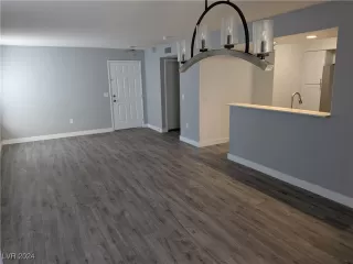 Photo #2: 2631718 Listing 