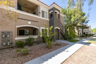 Photo #2: 2631728 Listing 