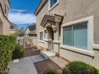 Photo #3: 2631740 Listing 