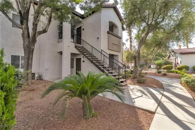 MLS: 2631743 Condo For Sale