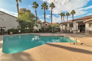 Photo #2: 2631743 Listing 