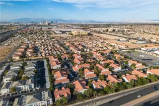 Photo #6: 2631743 Listing 