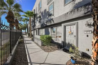 Photo #2: 2631745 Listing