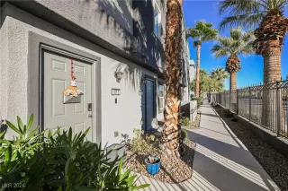 Photo #4: 2631745 Listing