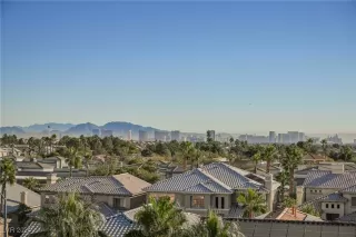 Photo #6: 2631745 Listing