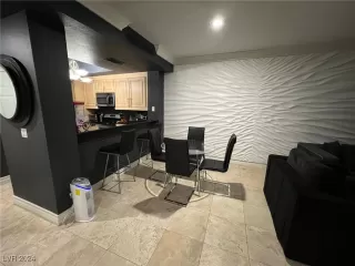 Photo #1: 2631779 Listing