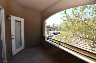 Photo #1: 2631790 Listing 