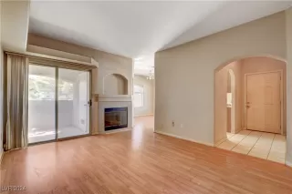 Photo #4: 2631798 Listing