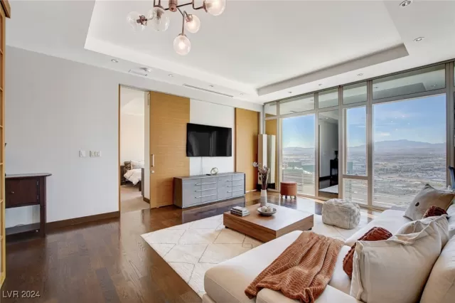 MLS: 2631803 Condo For Sale