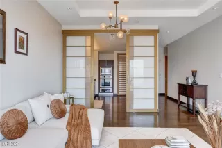 Photo #5: 2631803 Listing 