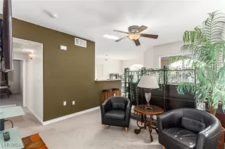 Photo #2: 2631816 Listing