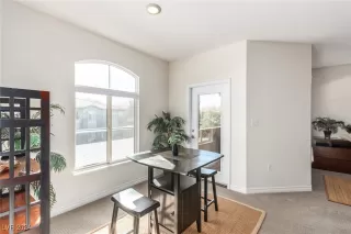 Photo #5: 2631816 Listing