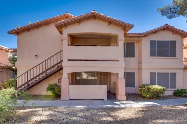 MLS: 2631830 Condo For Sale