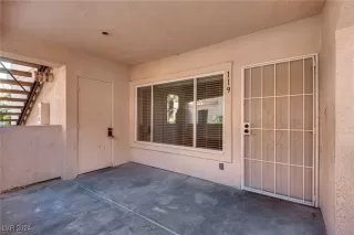 Photo #4: 2631830 Listing