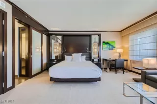 Photo #2: 2631834 Listing