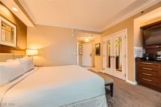 Photo #6: 2631843 Listing